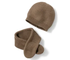 Strickmütze und Strickschal
