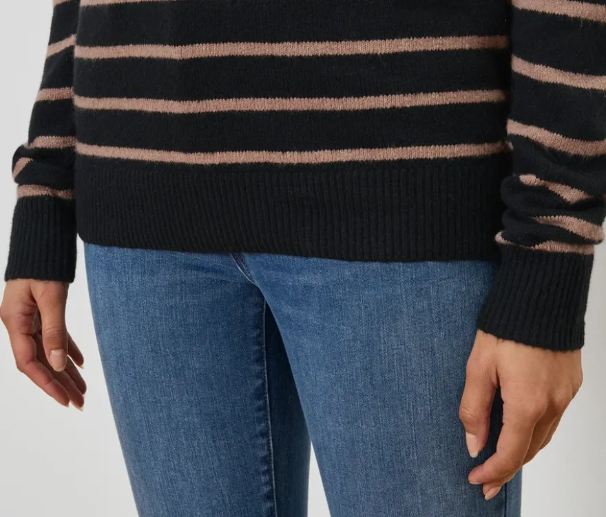 Strickpullover mit Stehkragen, schwarz mit hellbraunen Streifen