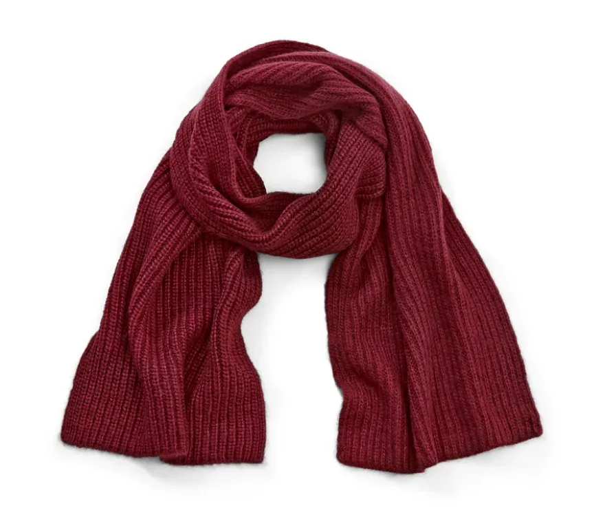 Strickschal mit Wolle