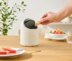 Tisch-Mülleimer mit Sensor