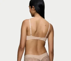 Triumph Body Makeup Illusion Lace Bügel-BH, Nude beige