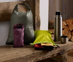 3 wasserfeste Packsäcke